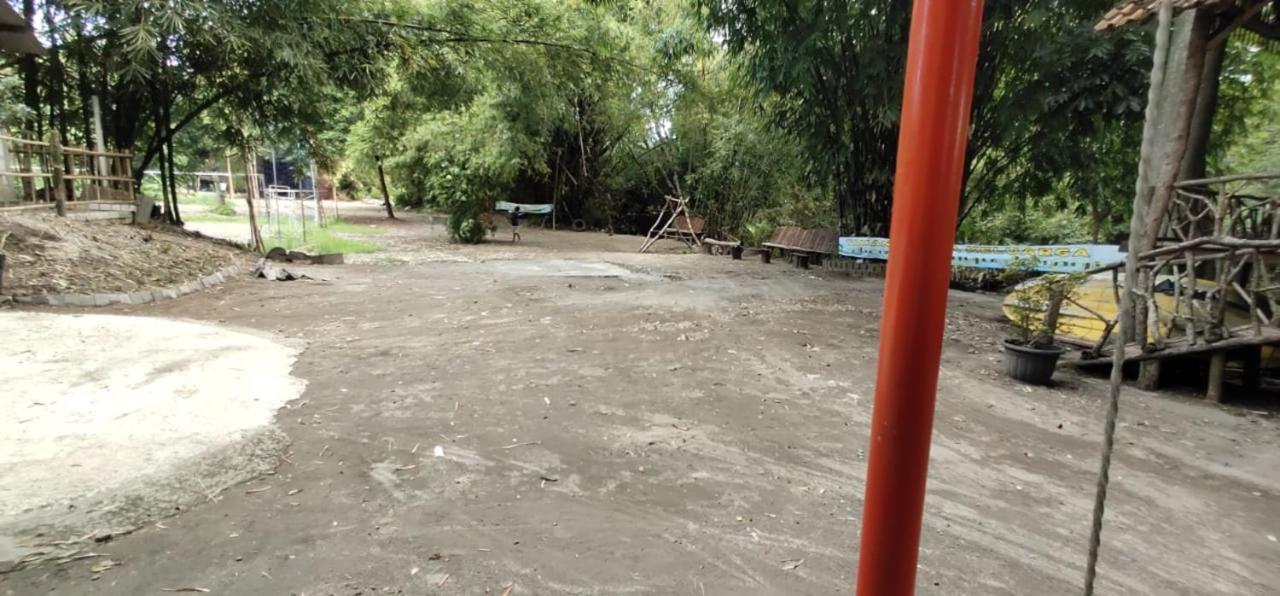 Gerbang Banyu Langit Cottage Bantul Eksteriør bilde